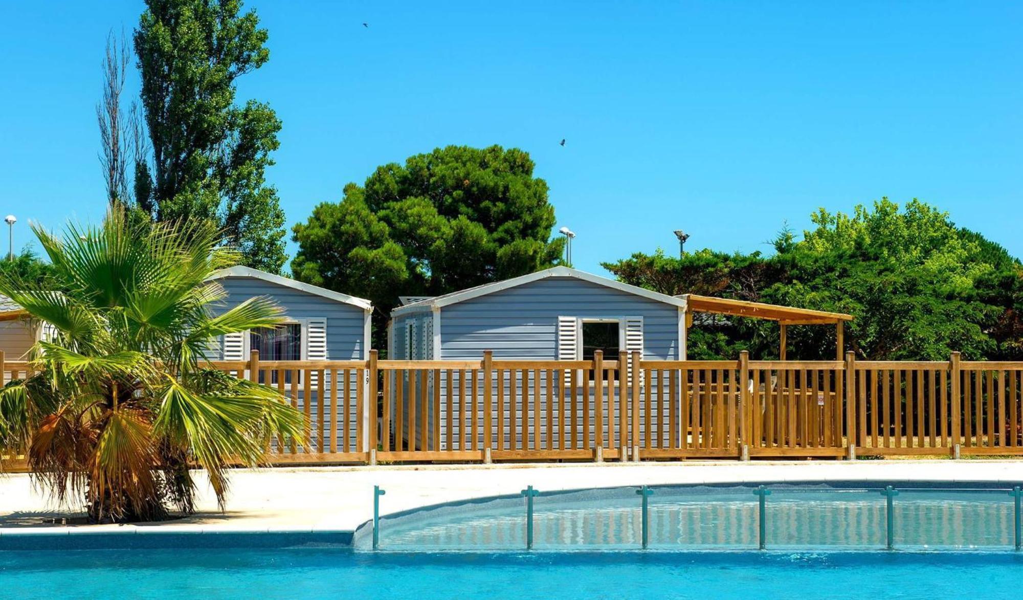 Les Mobil Homes De Naka, Une Entree Gratuite Pour La Reserve Africaine Port-la-Nouvelle Exterior photo
